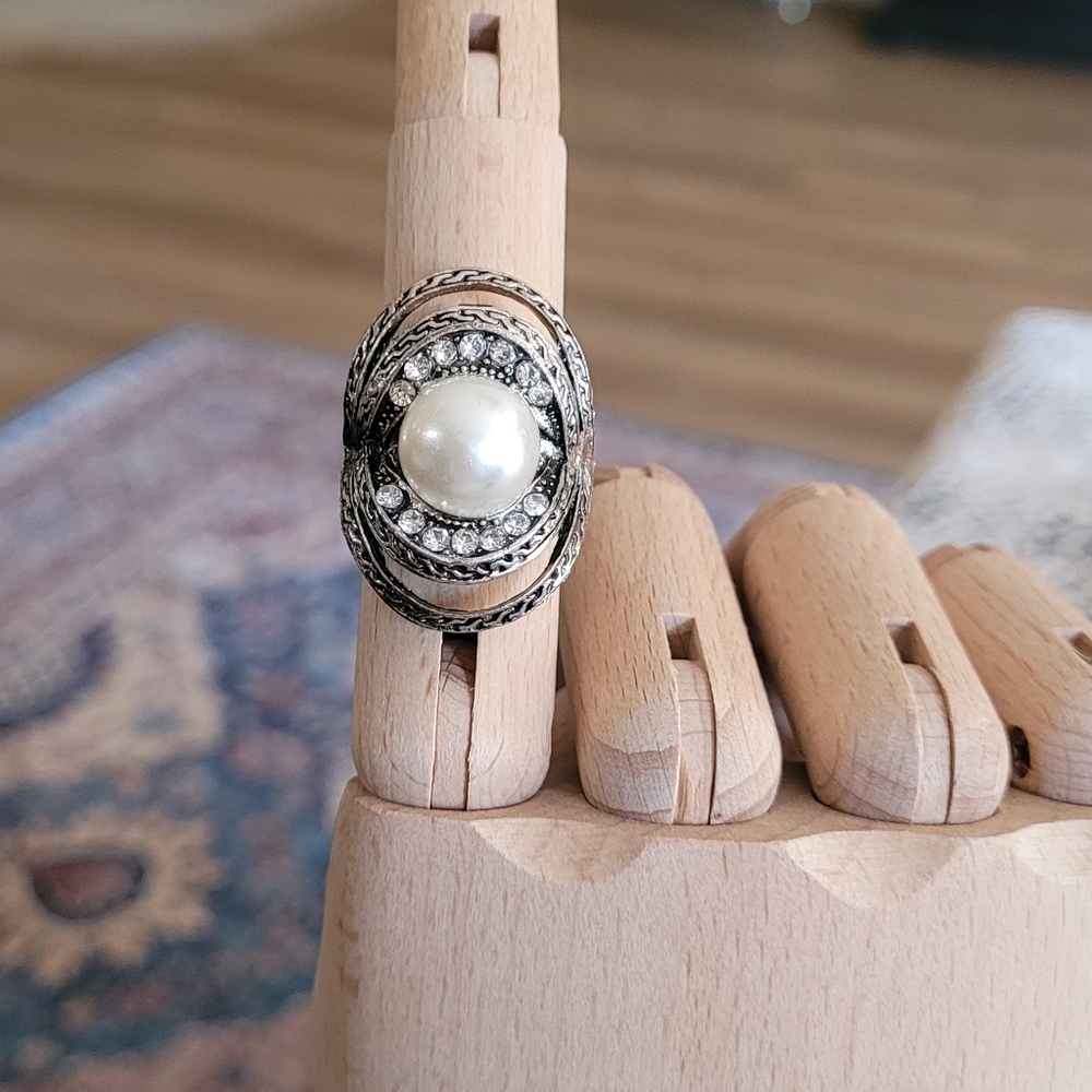 Faux‎ Pearl and Rhinestone Statement Ring